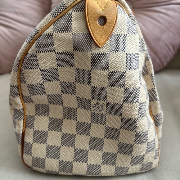 Louis Vuitton Soeedy 30 Bag - Picture 6 of 14